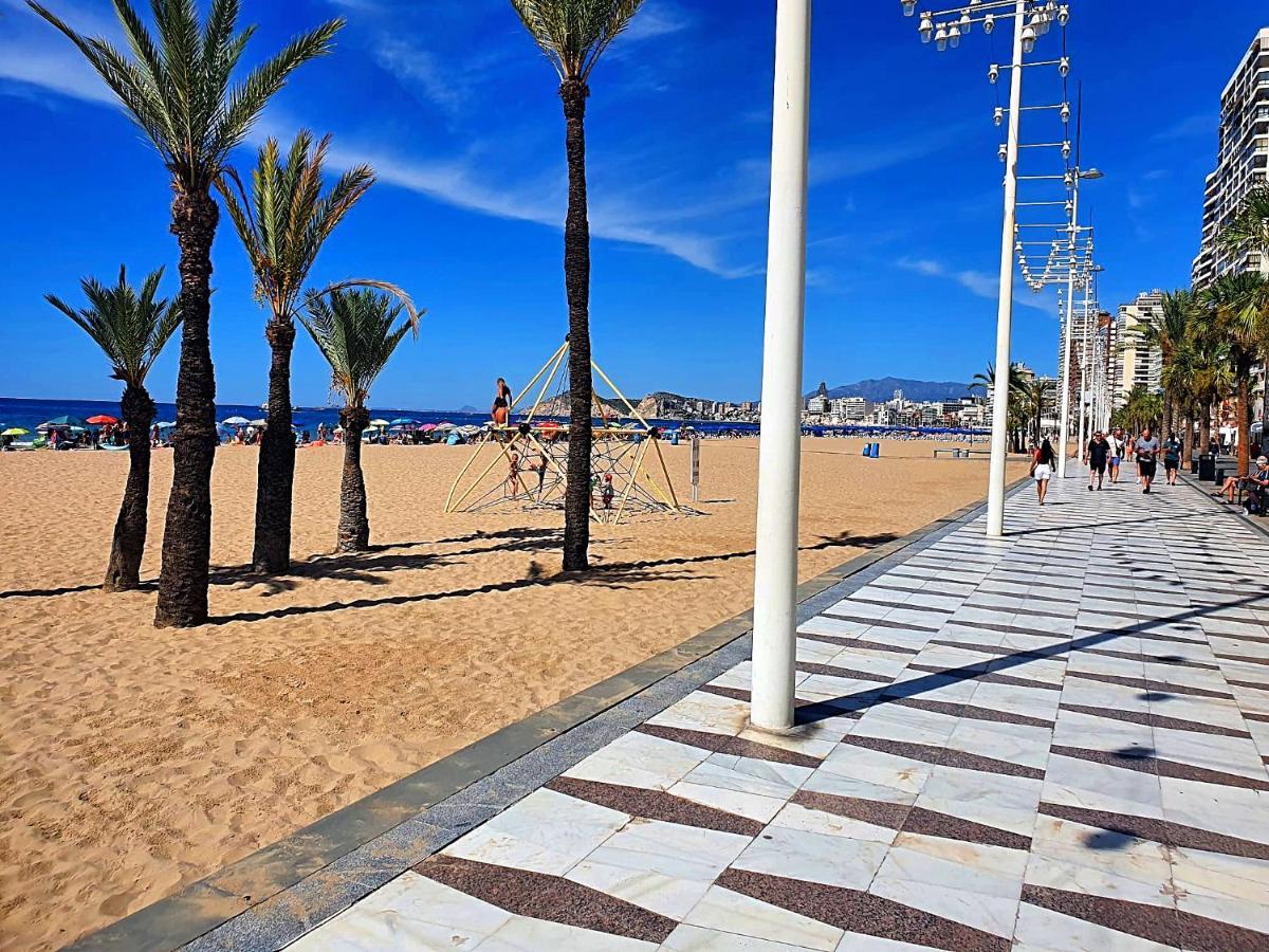First Line Beach Beautiful Two Bedrooms Benidorm Esterno foto